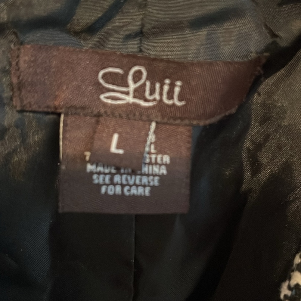 3 button jacket - Picture 2 of 7